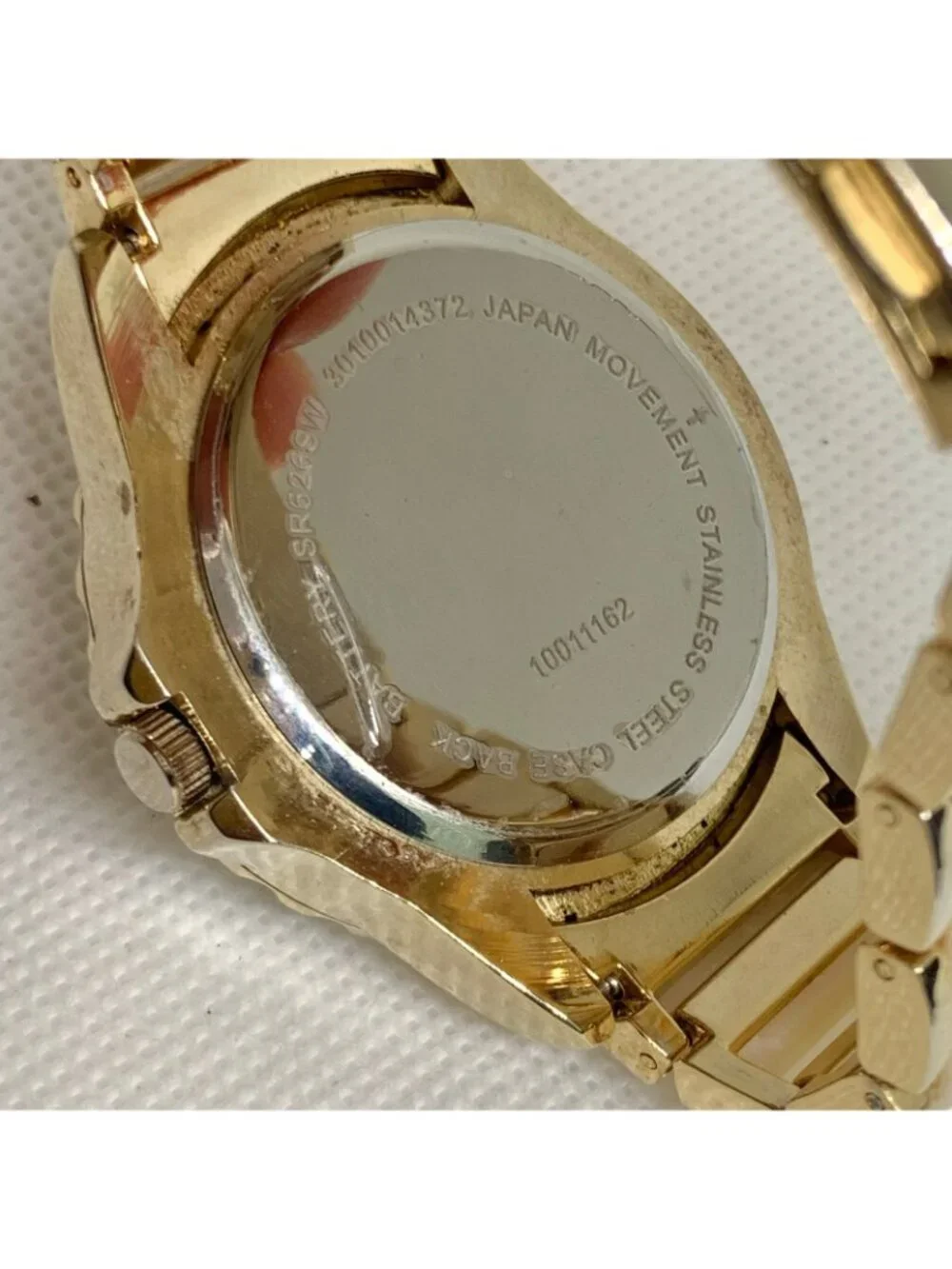 Gold tone women’s quartz analog watch large face 40mm adjustable 6.5” running